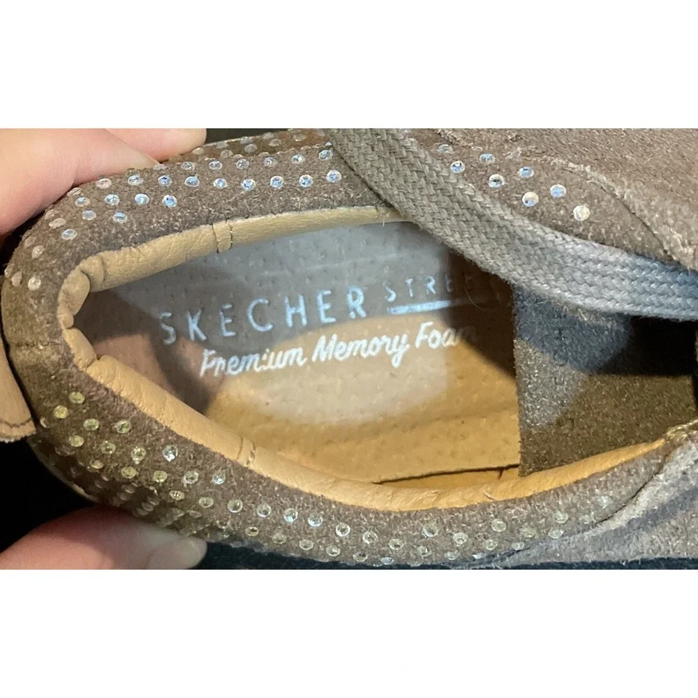Skechers Womens‎ 8 Street Sneakers Taupe Suede Rhinestone Low Top Preppy Casual